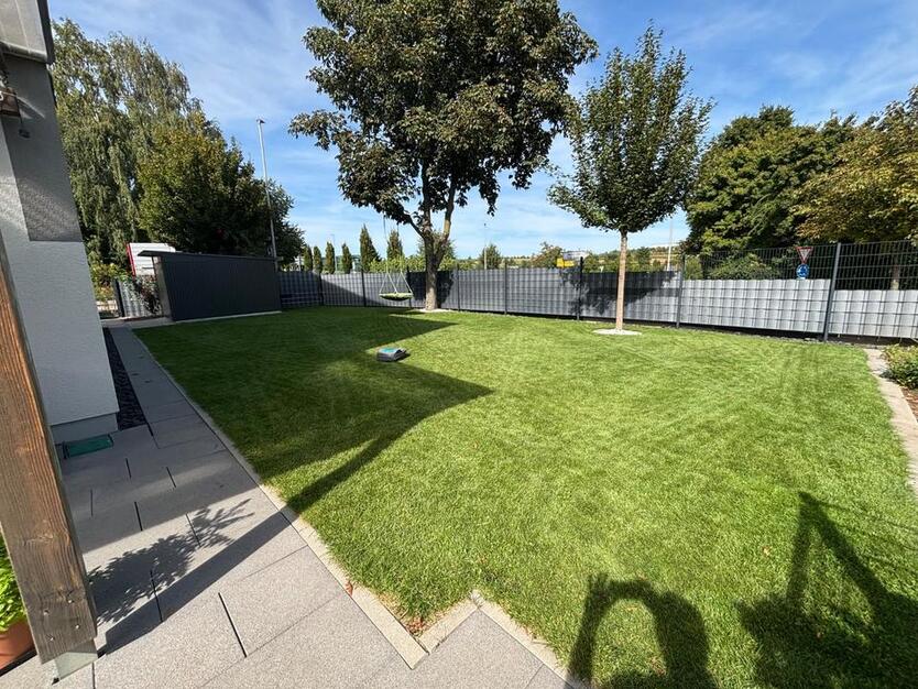 Neuwertiges Reiheneckhaus mit 5,5 Zi.,EBK, Garten in Abstatt zimmer