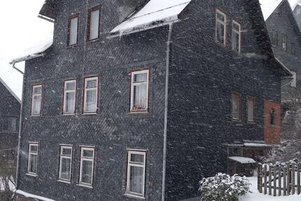 Haus Neuhaus am Rennweg - 13 Zimmer, 260 m&sup2;, 148.000&euro; | Angebot:24841450