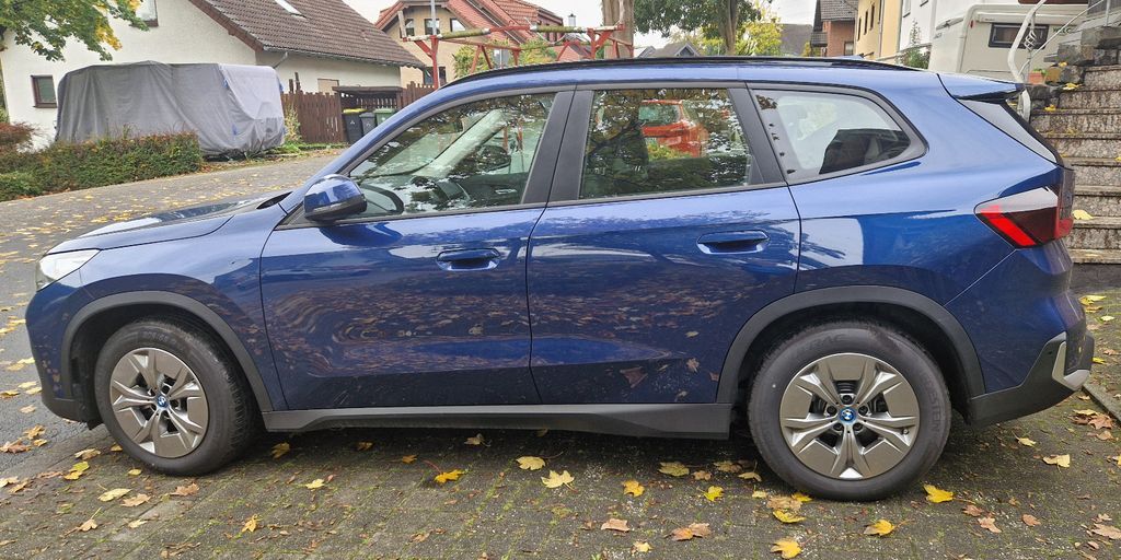 BMW iX1 21.533 km 39.200 € Hennef 53773