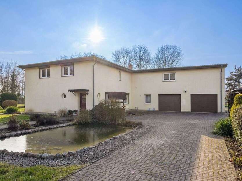 Haus zum Kaufen in Gützkow 289.000 € 240 m²