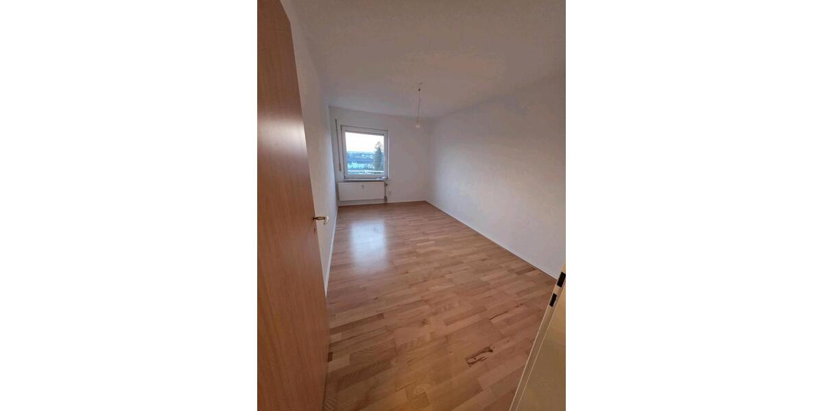 Etagenwohnung Bad Buchau - 3 Zimmer, 77 m&sup2;, 240.000&euro; | Angebot:26153403
