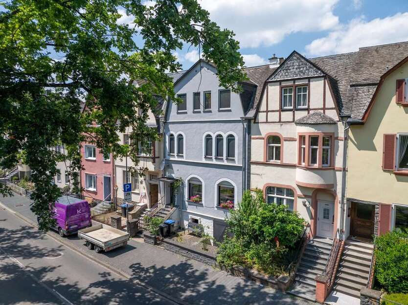 Haus zum Kaufen in Bernkastel-Kues 350.000 € 365 m²