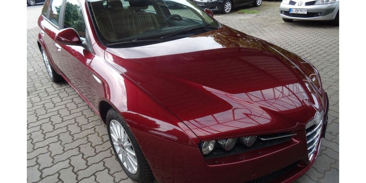 Alfa Romeo 159 186.338 km 5.100 &euro; Fockbek 24787