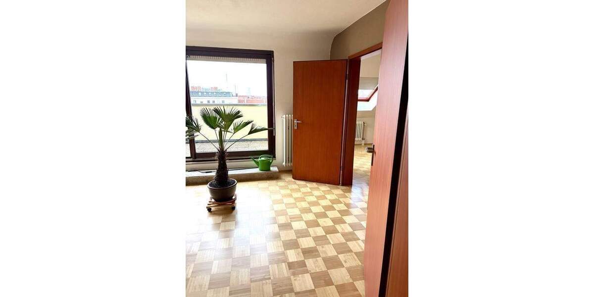 Gewerbeobjekt Nürnberg Steinbühl - 4 Zimmer, 104 m&sup2;, 395.000&euro; | Angebot:25566300