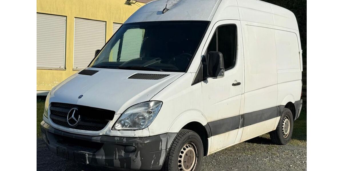 Mercedes-Benz Sprinter 295.774 km 3.950 &euro; Nieder-Eschbach 60437