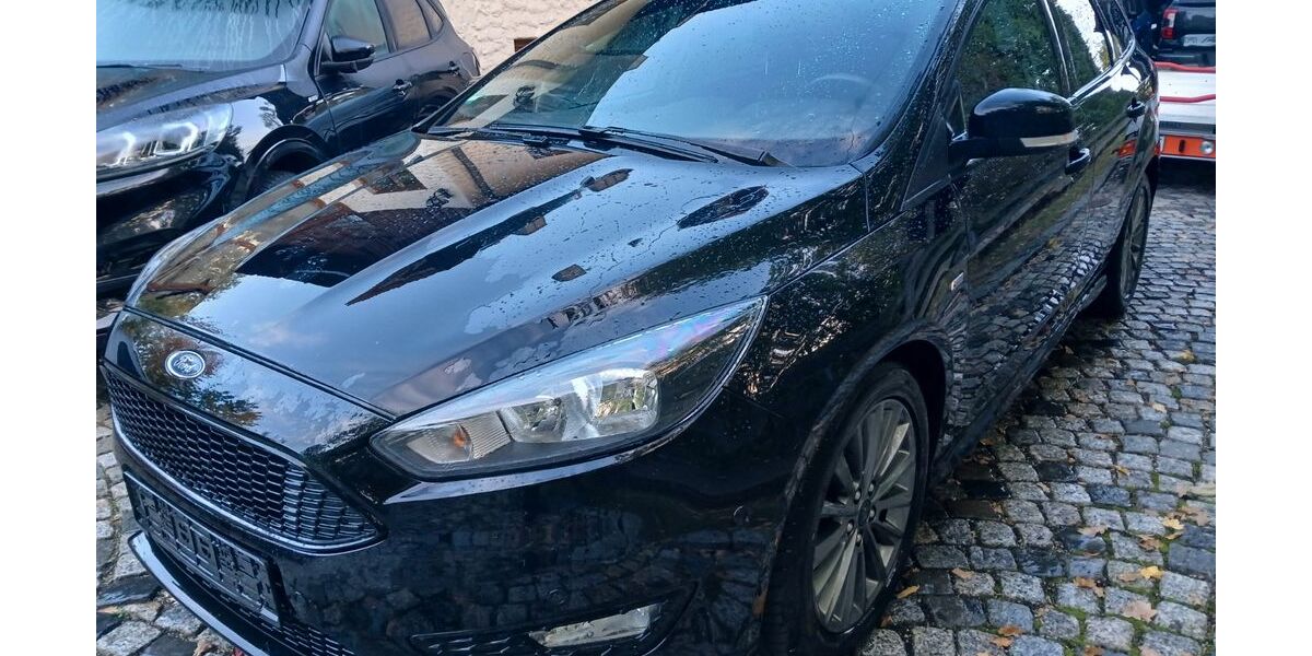 Ford Focus 188.000 km 8.499 &euro; Regensburg-Bernhardswald 93170