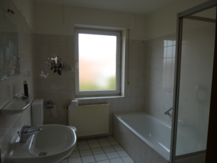 Lage-Heiden 90,72 qm 4-ZKBBalkon ab 01.11.2025