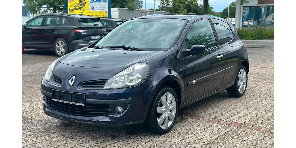 Renault Clio 147.258 km 2.200 &euro; Melle 49324