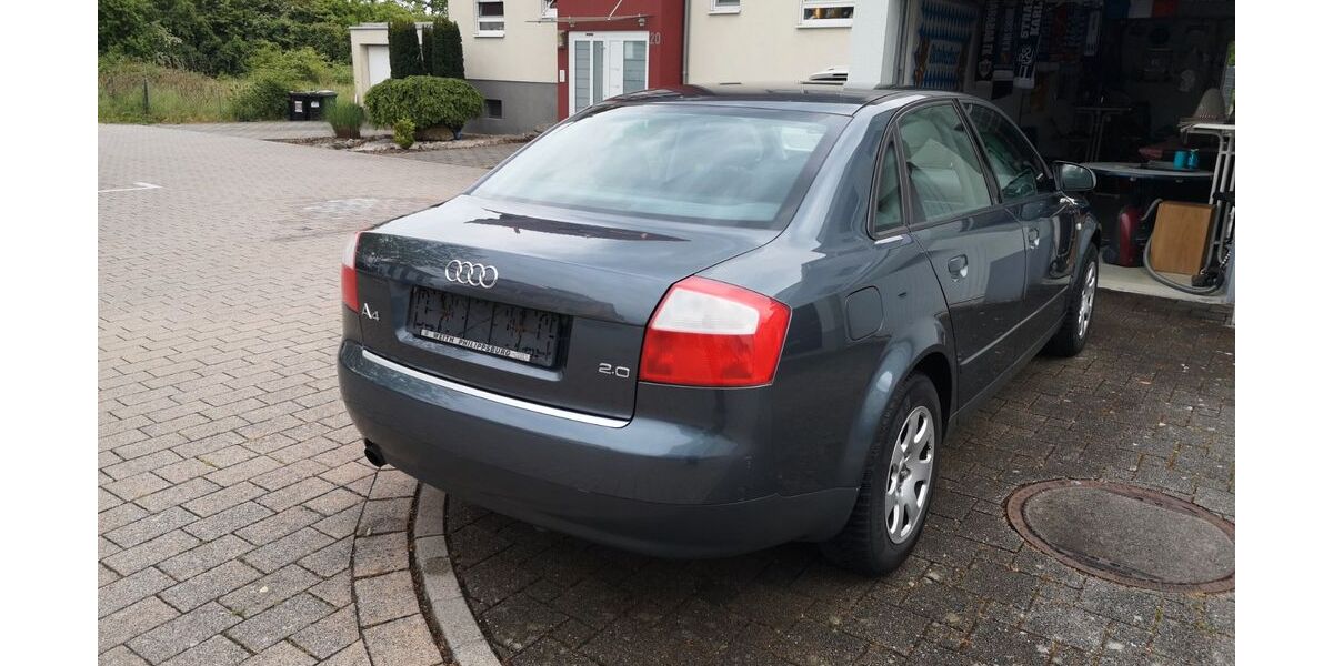 Audi A4 230.000 km 1.900 &euro; WAGHÄUSEL 68753