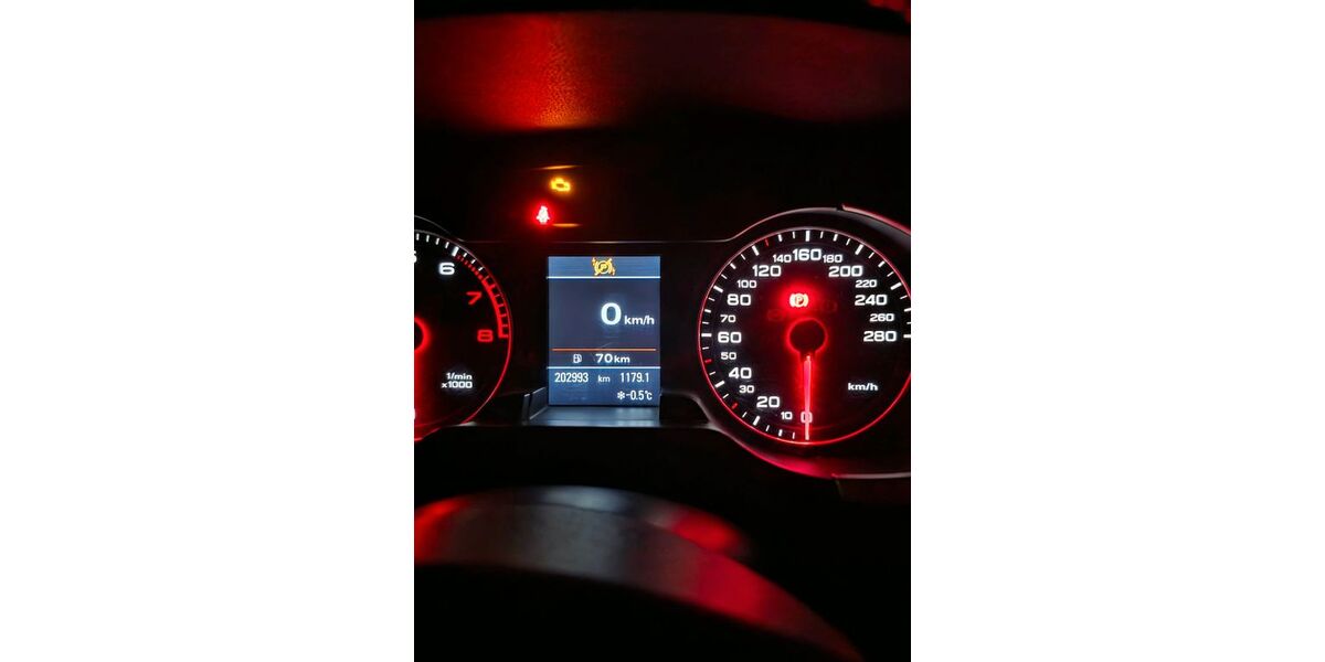 Audi A4 200.300 km 3.150 &euro; Großkarolinenfeld 83109