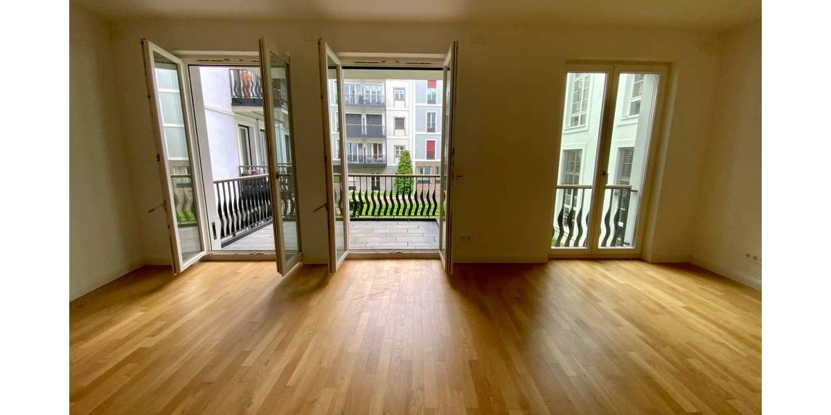 Etagenwohnung Düsseldorf Altstadt - 2 Zimmer, 68 m&sup2;, 1.470&euro; | Angebot:26376566