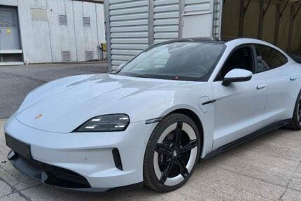 Porsche Taycan 3.600 km 97.999 &euro; Spaichingen 78549