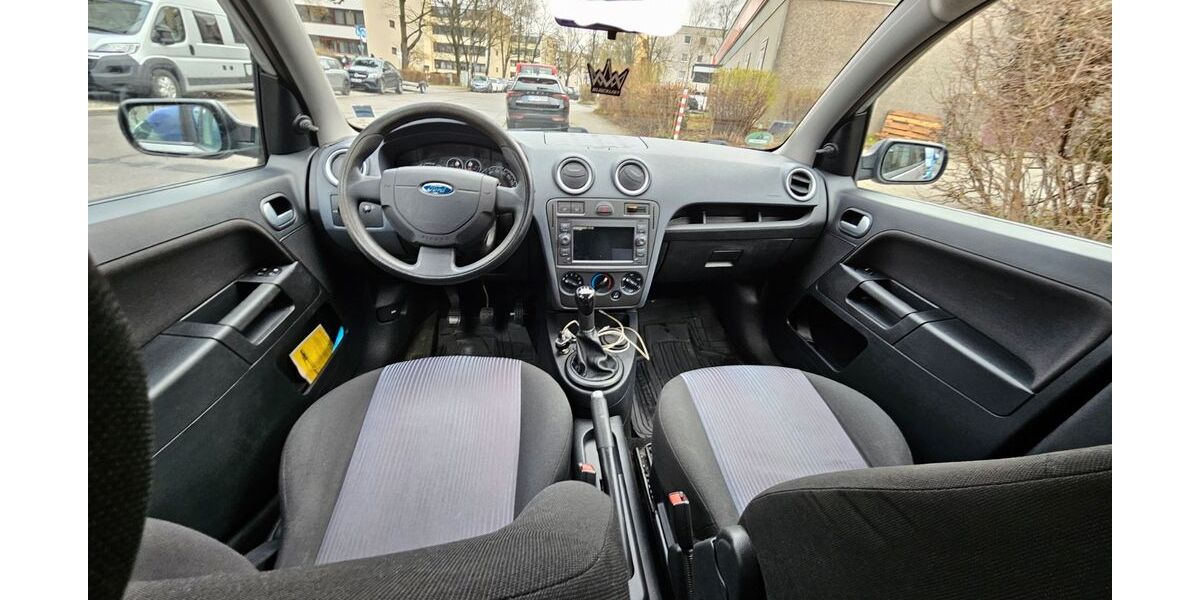 Ford Fusion 164.964 km 2.300 &euro; München 81927