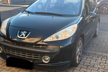 Peugeot 207 148.000 km 1.800 &euro; Gießen 35398