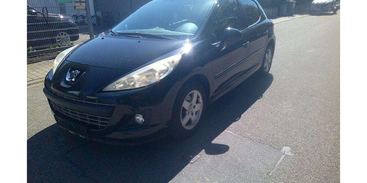Peugeot 207 155.100 km 2.900 &euro; Walldorf 69190