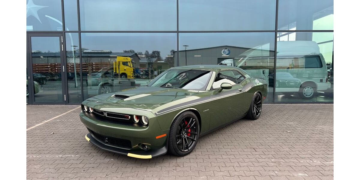 Dodge Challenger 24.300 km 46.990 &euro; Schortens 26419