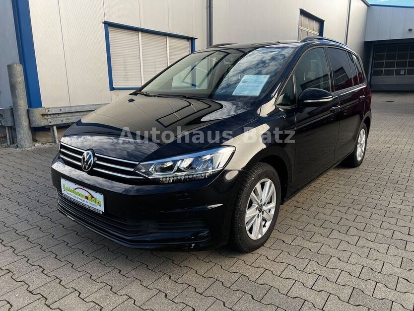VW Touran 56.500 km 25.990 € Dörth 56281