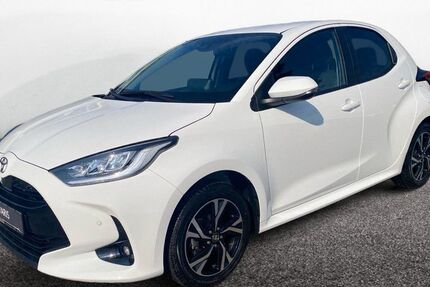 Toyota Yaris 3.710 km 21.490 &euro; Petersberg 07616