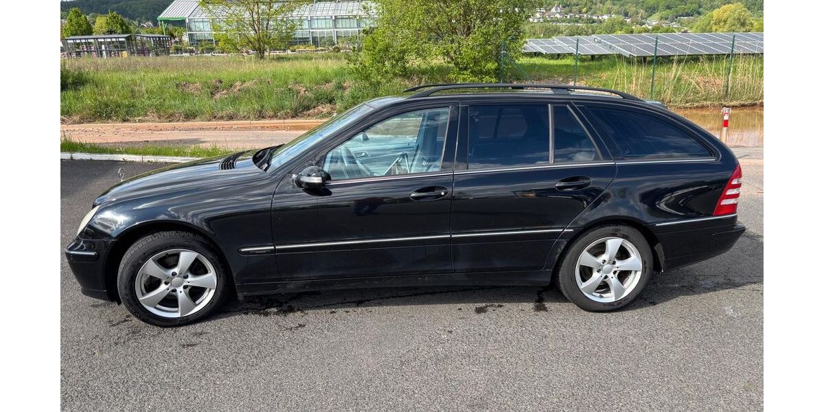 Mercedes-Benz C 220 349.063 km 1.500 &euro; Wehretal 37287