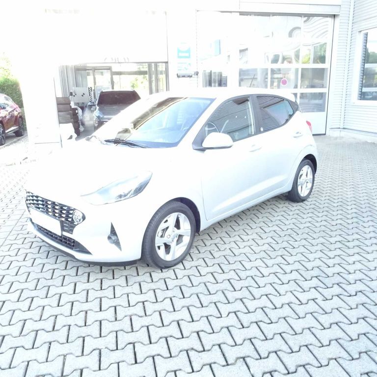 i10