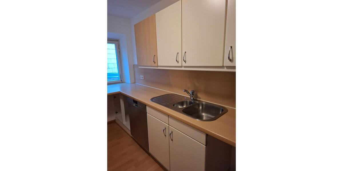 Etagenwohnung Cadolzburg - 2 Zimmer, 65 m&sup2;, 680&euro; | Angebot:26233587