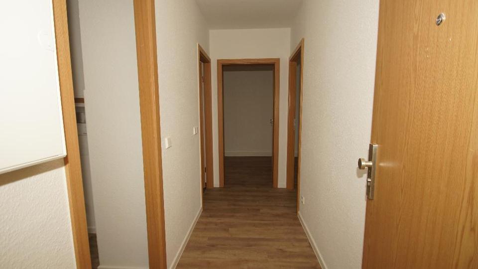Etagenwohnung Dippoldiswalde - 3 Zimmer, 59 m&sup2;, 334&euro; | Angebot:25103368