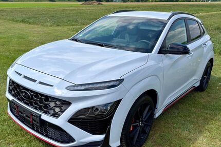 Hyundai KONA 46.000 km 27.990 &euro; Germering 82110