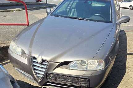 Alfa Romeo 166