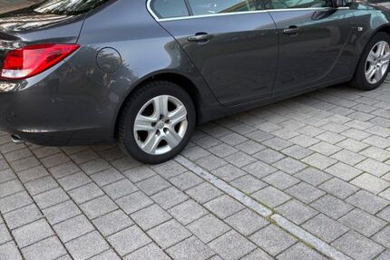Opel Insignia 168.000 km 4.500 &euro; München 81477