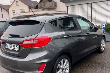 Ford Fiesta 136.000 km 10.500 &euro; Trossingen 78647