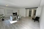 Modernes Studio mit ArbeitsZimmer und Garten