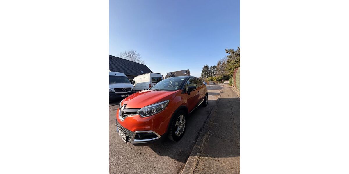 Renault Captur 120.000 km 9.100 &euro; Hamburg 22523
