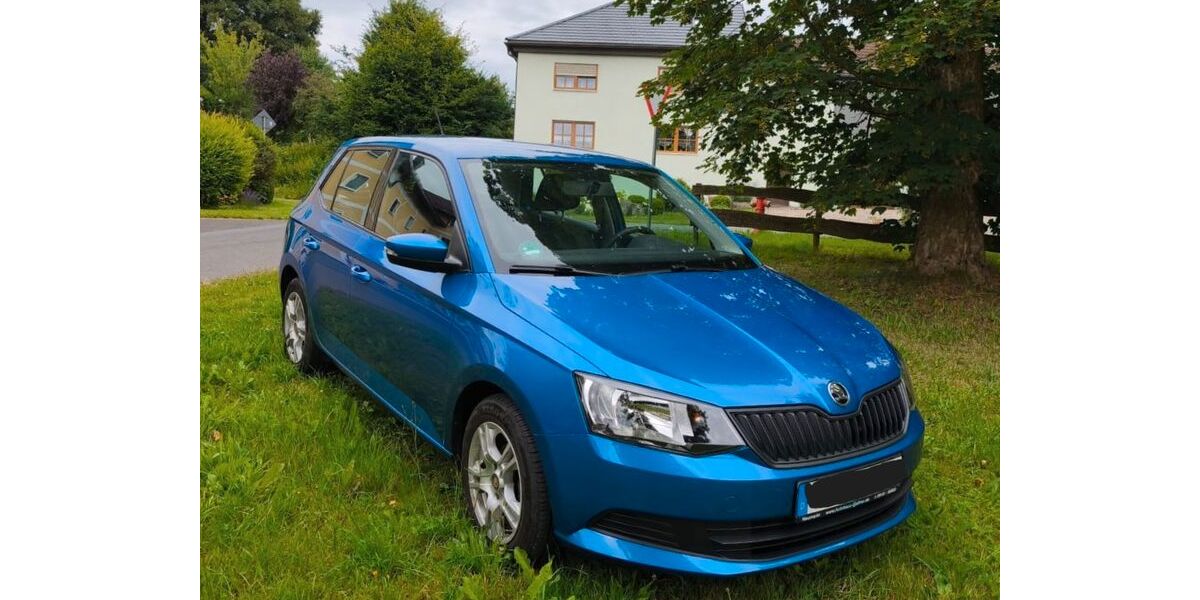 Skoda Fabia 45.700 km 8.600 &euro; Bärnau 95671
