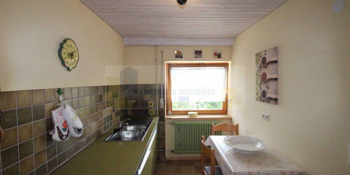 Wohnen auf einer Ebene mit Weitblick: Gepflegter Bungalow mit Einliegerwohnung, sonnigem Garten und Panorama in Toplage von Blumberg! 5 zimmer