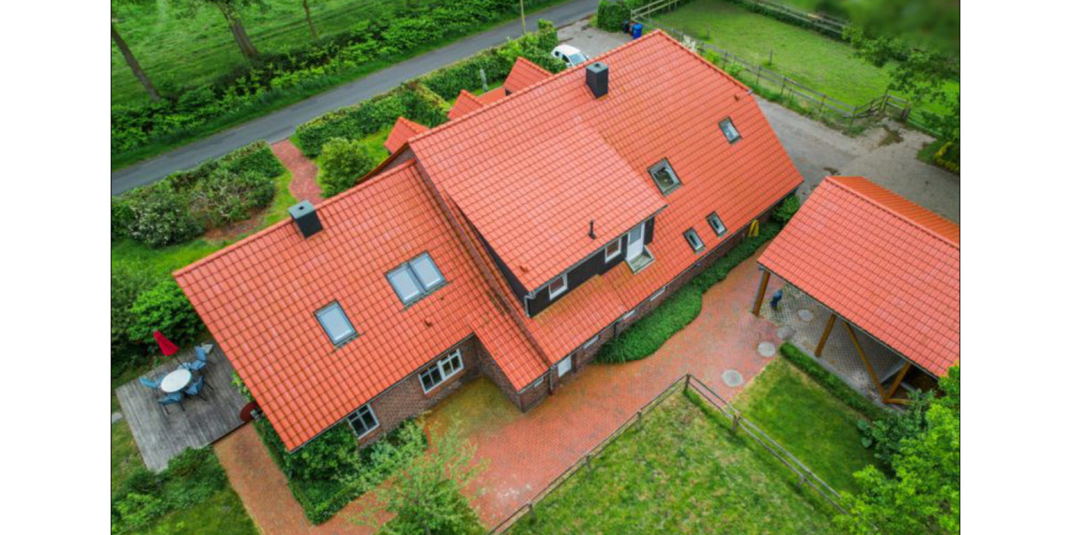 Einfamilienhaus Varel - 11 Zimmer, 340 m&sup2;, 590.000&euro; | Angebot:25349757