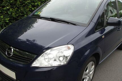 Opel Zafira 193.000 km 1.111 &euro; Bergneustadt-Wiedenest 51702