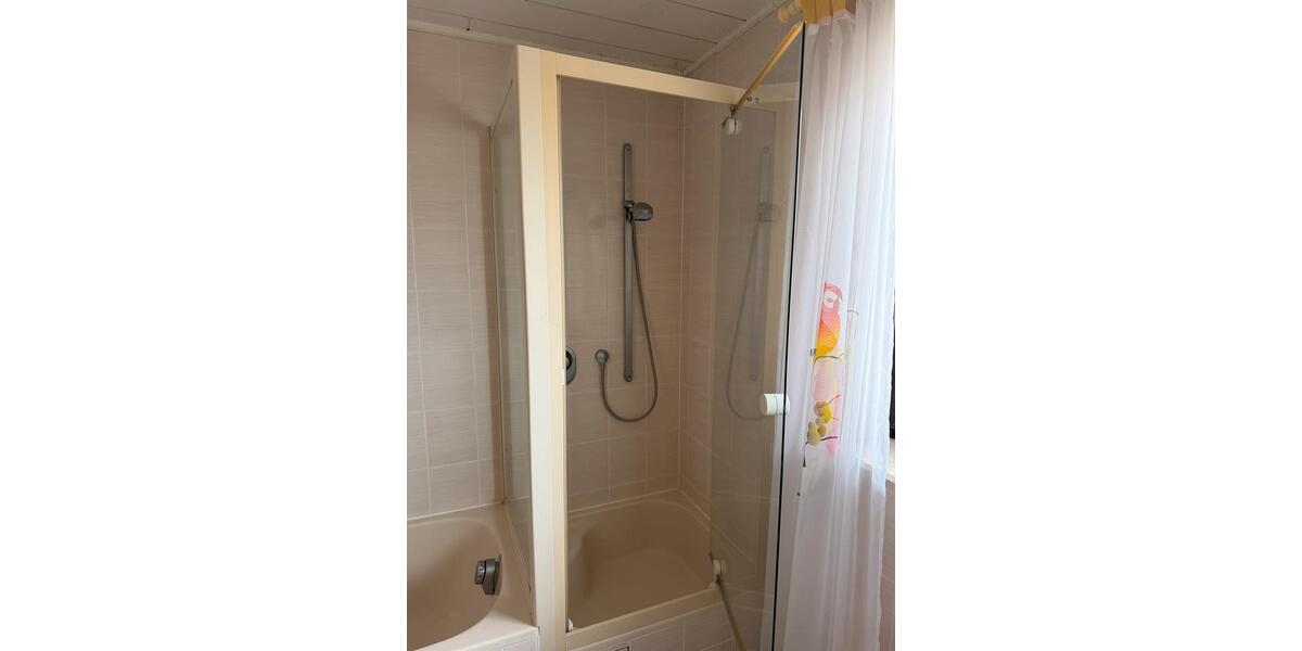 Erdgeschoßwohnung Albersweiler - 4 Zimmer, 160 m&sup2;, 1.150&euro; | Angebot:26580460