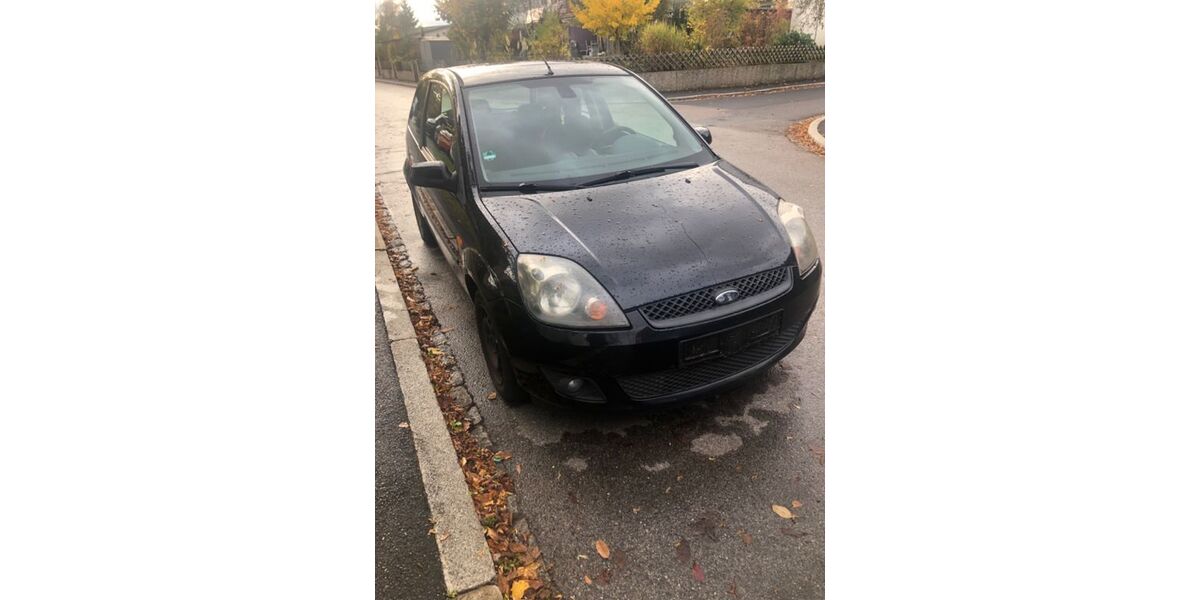 Ford Fiesta 127.000 km 2.300 &euro; Amberg 92224