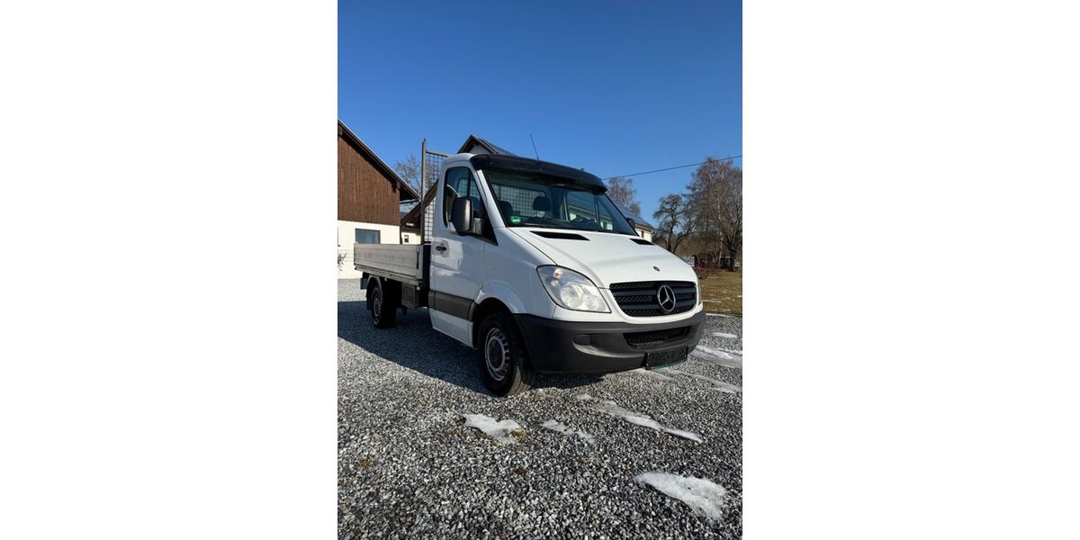 Mercedes-Benz Sprinter 299.696 km 9.299 &euro; Baierbach /Landshut 84171