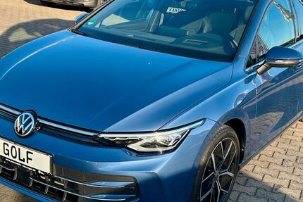 VW Golf 7.690 km 30.995 &euro; Wasungen 98634