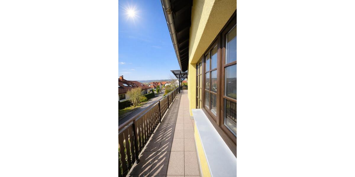 Etagenwohnung Flieden - 4 Zimmer, 145 m&sup2;, 1.200&euro; | Angebot:26024529