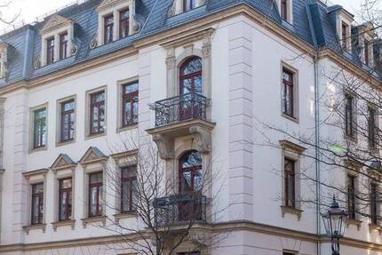 ++ ++Stilvoll wohnen im Herzen von Striesen ++ Familiendomizil 4-RaumWohnung ++ Lift++