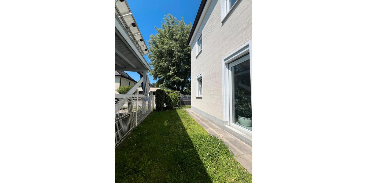 Neuwertige Gewerbeeinheit Büro Praxis in Altötting Zentrum zimmer