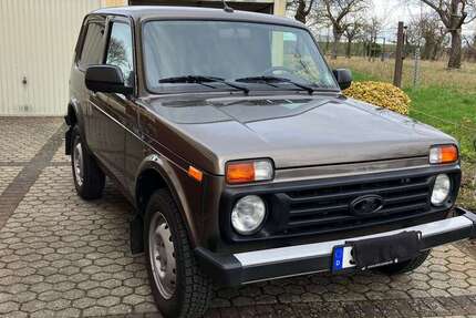 Lada Niva 38.000 km 11.500 &euro; Mechernich, Stadt 53894
