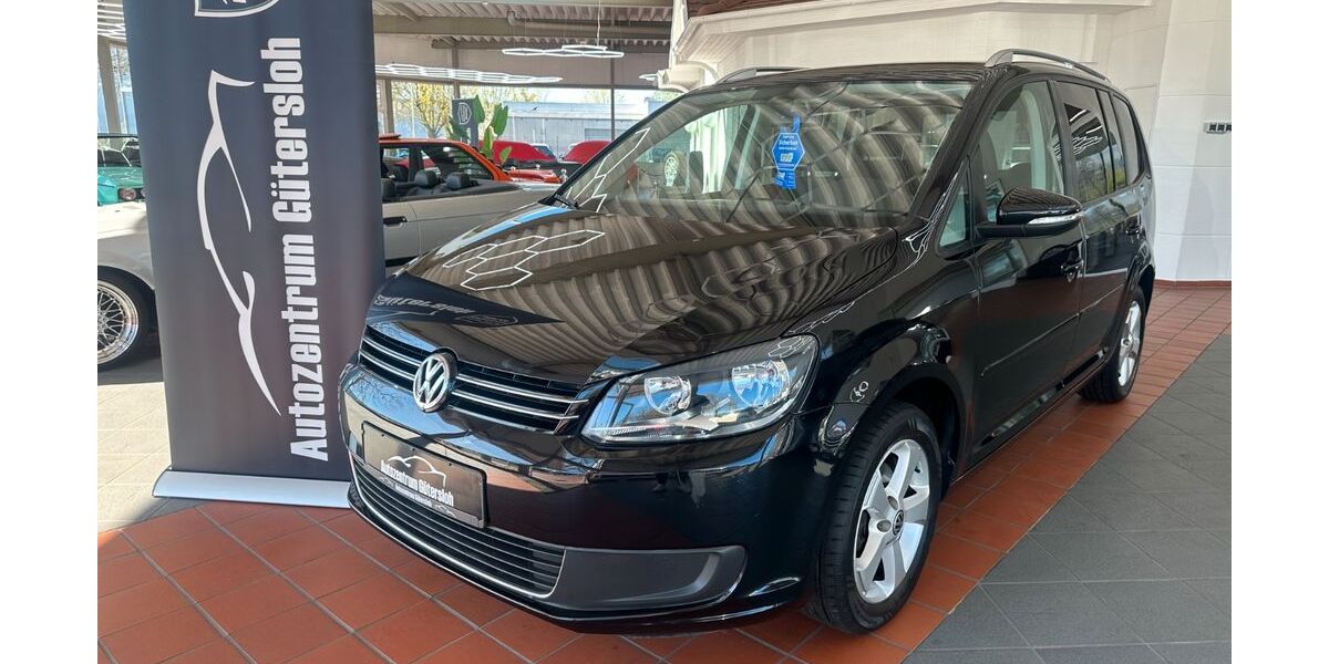 VW Touran 132.000 km 10.599 &euro; Gütersloh 33334