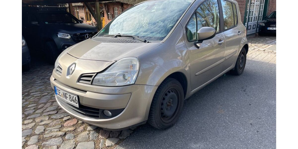 Renault Modus 156.000 km 1.800 &euro; Borstel 23845