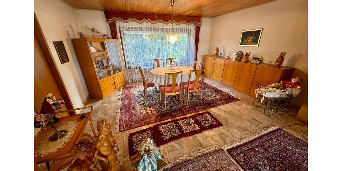 Herrschaftliches Einfamilienhaus mit großem Grundstück! 6 zimmer