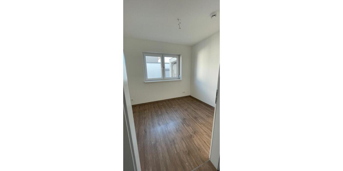 Erdgeschoßwohnung Hardheim - 3 Zimmer, 72 m&sup2;, 900&euro; | Angebot:26152473