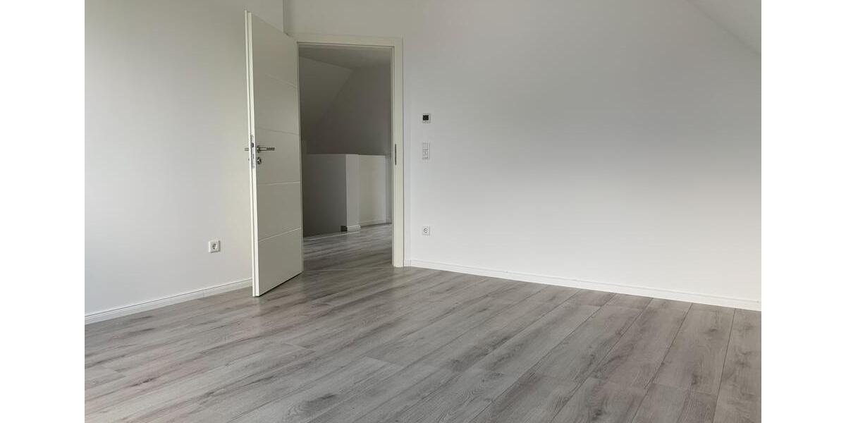 Doppelhaushälfte Ganderkesee - 4 Zimmer, 130 m&sup2;, 469.000&euro; | Angebot:24729204
