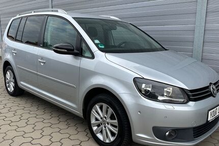 VW Touran 181.938 km 5.899 &euro; Fürth 90763